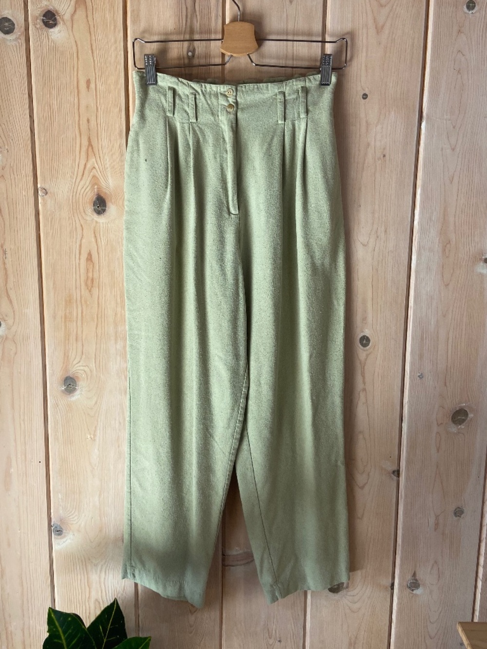 Vintage Textured green trousers